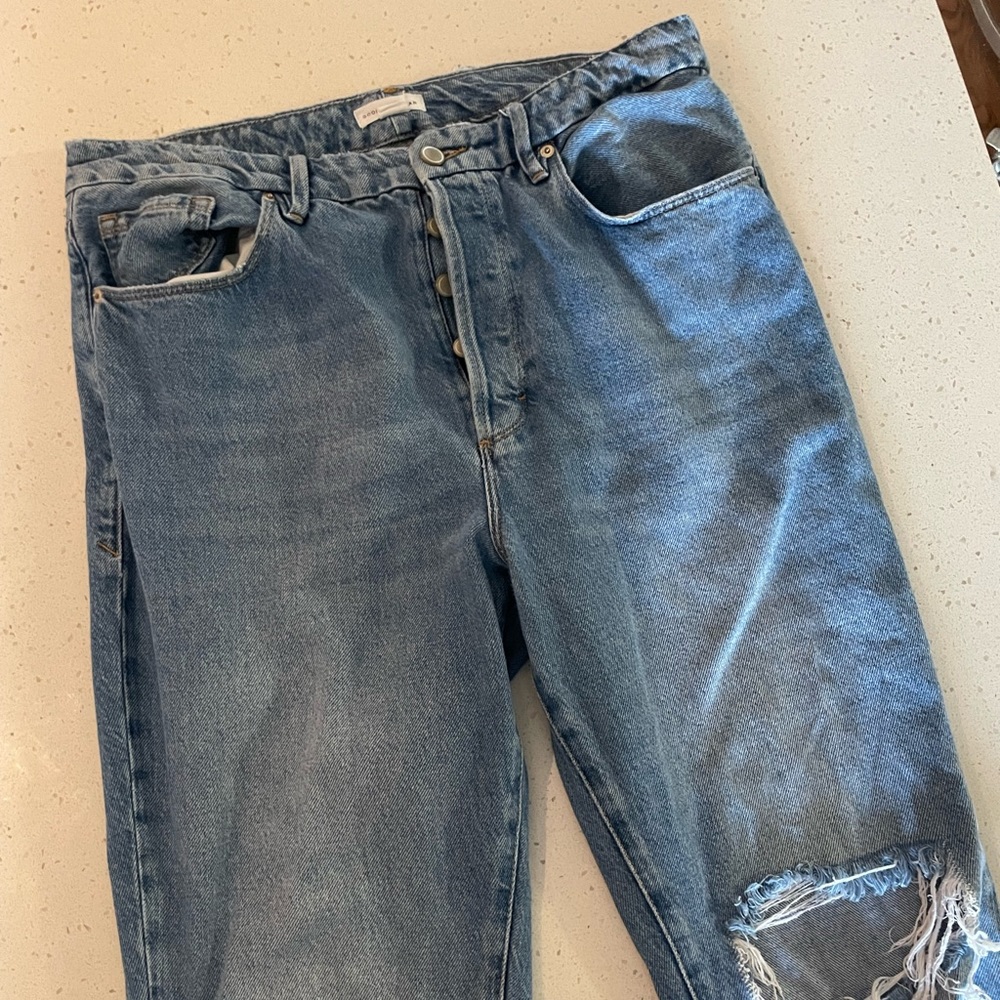 Good American Destroyed Boyfriend Jean